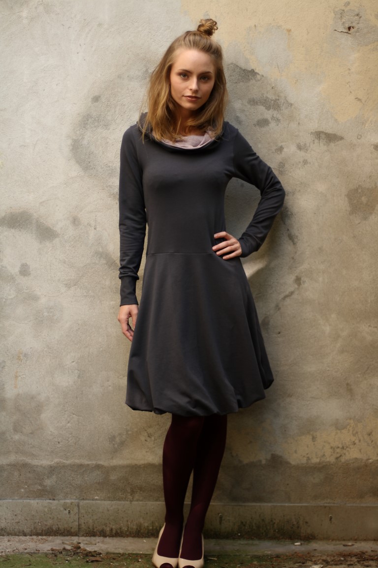 Kapuzen- Hoodiekleid aus oekotex Baumwolle