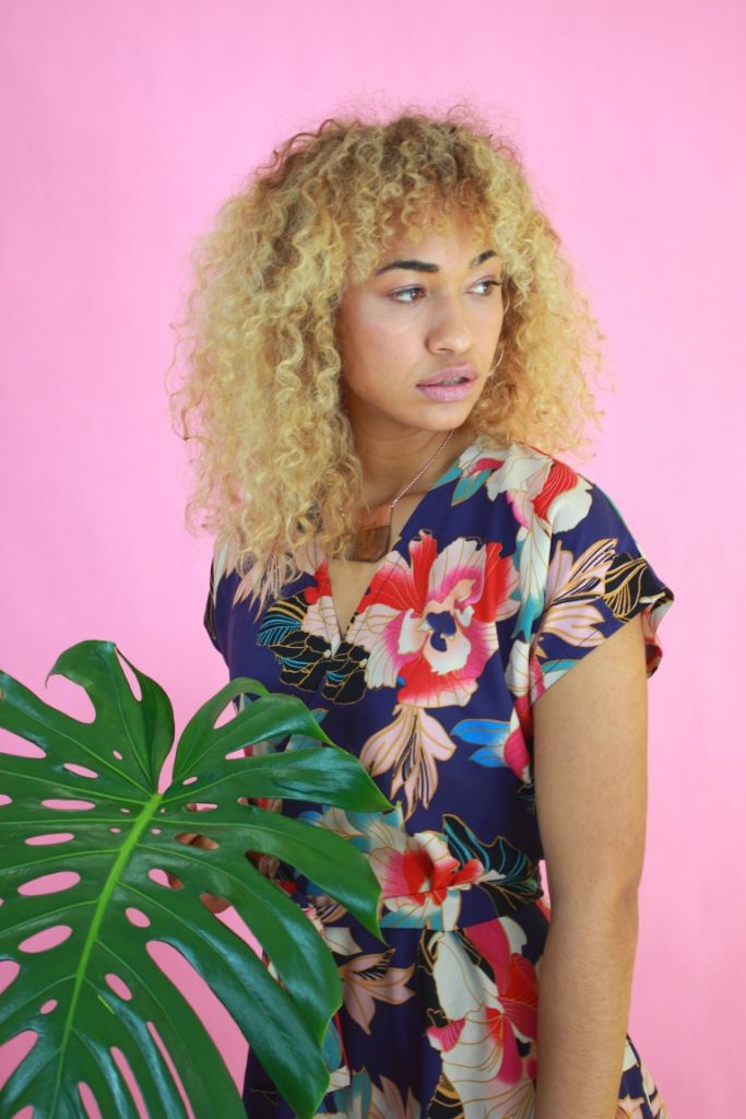 florales Wickelkleid