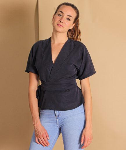 Wickelbluse in Dunkelblau