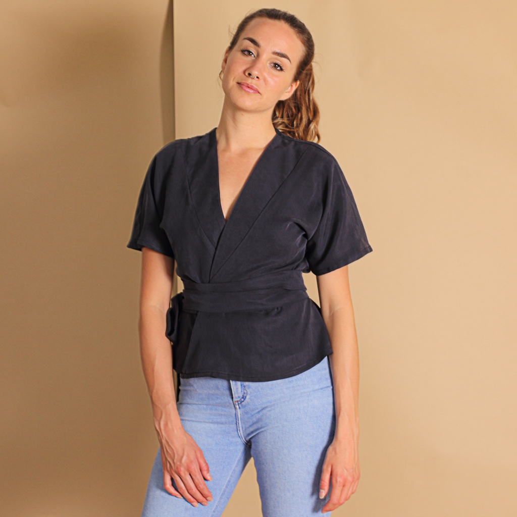 Bluse_Silja_blau8 Wickelbluse in Dunkelblau