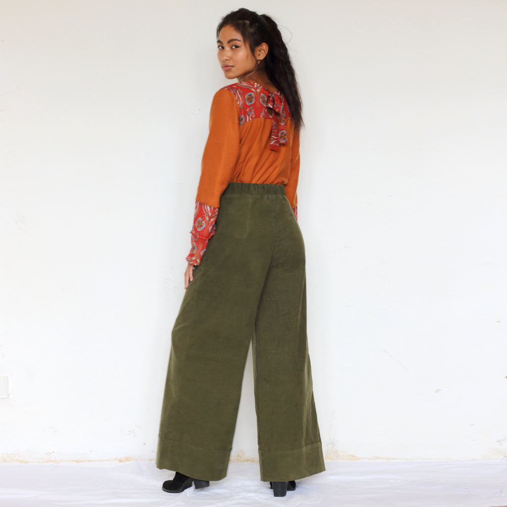 Hose_Hana_grün2 Olivegrüne Cordhose