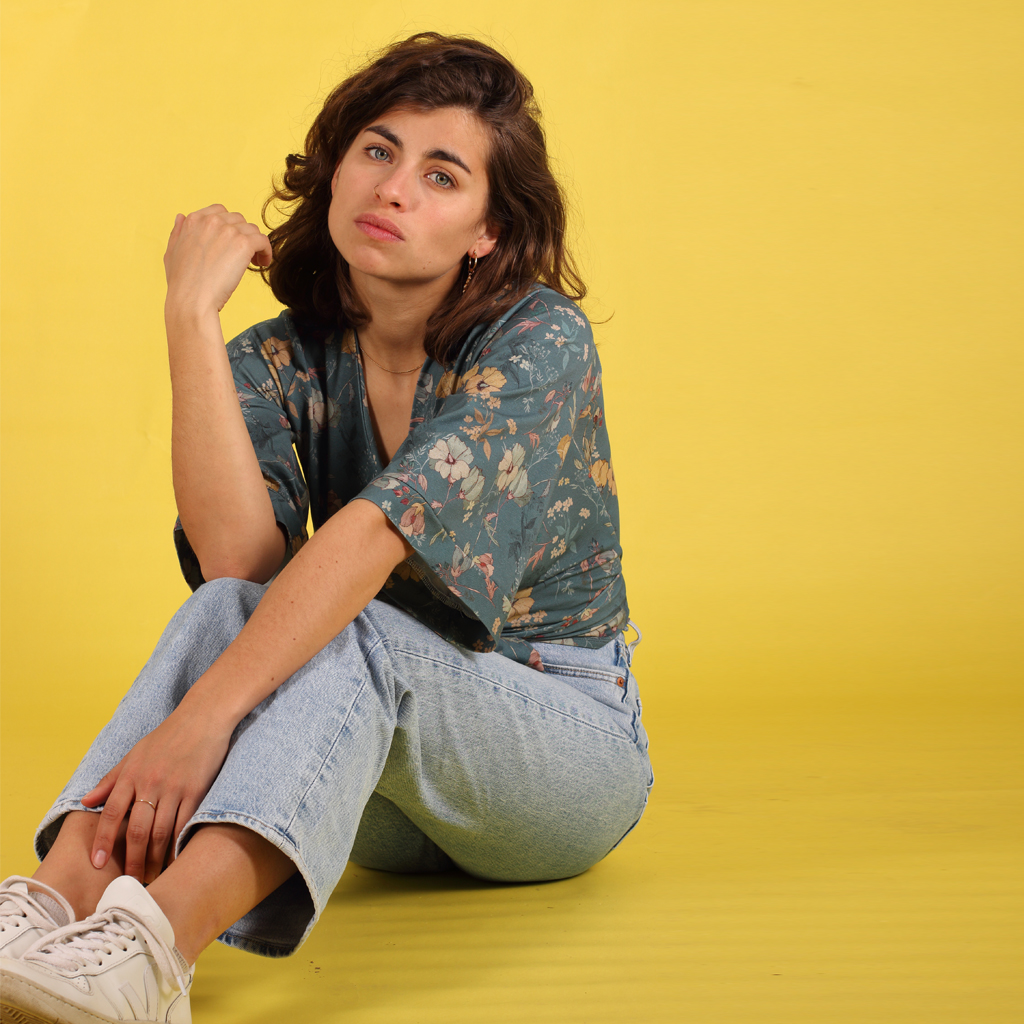 Wickelshirt_Floralia3 Floralia Bluse aus ökologischer Bio-Baumwolle im Wickelstil