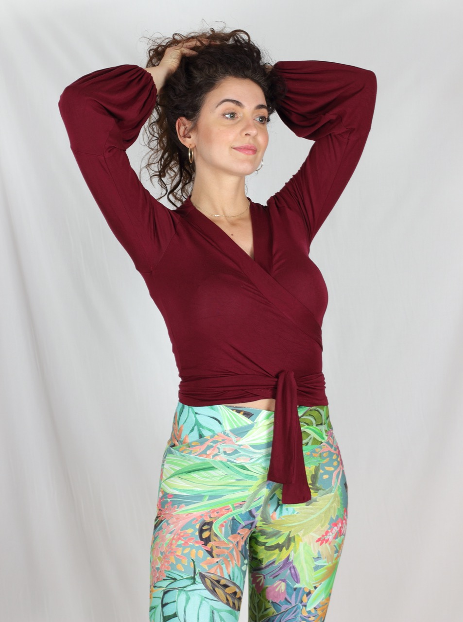 Runa_berry Large Runa_Wickelshirt_berry_tencel