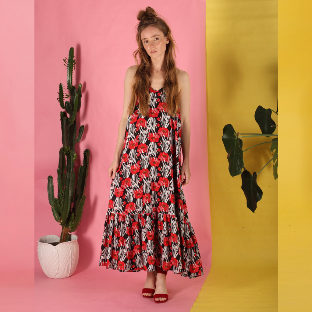 Saram_Blumen5 Volantkleid Saram mit Mohnblumen-Muster