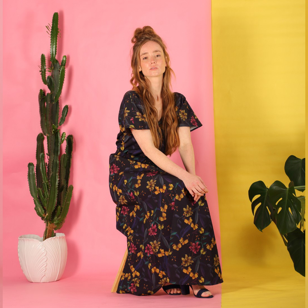 Vlaria_Kleid3 Longdress Vlaria aus floraler Bio Baumwolle